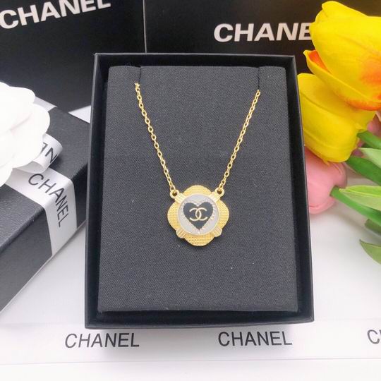 Chanel necklace 11lyh339